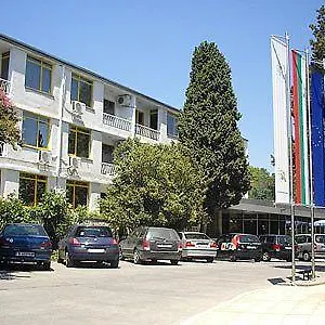 Отель Strandja